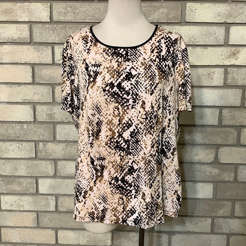 3for$20 blouse 1x runs on smaller side